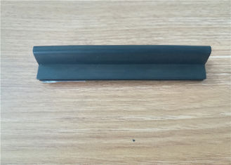 Przewód z drutu silikonowego EPDM Niestandardowe elementy gumowe Przemysłowe przelotki stałe